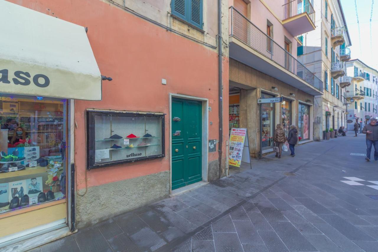 Casa Di Ale E Fra Comoda In Centro E A Pochi Passi Dalla Spiaggia Рапалло Экстерьер фото